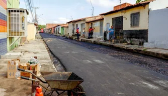 As ações de asfaltamento da ETURB em Teresina