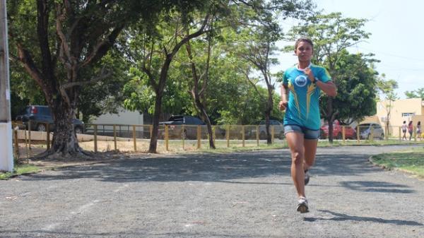 Velocista piauiense Fernanda Araújo conquista medalha de ouro nos Jogos