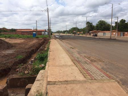 Obras da Avenida Poty Velho são retomadas.