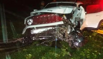 Carro envolvido no acidente em Parnaíba