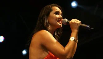 Kariny Santos vai se apresentar em Oeiras como atração do Boca na Noite no interior do Estado.