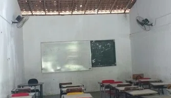 Sala de aula precária