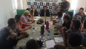 A reunião aconteceu na Secretaria de Segurança do Piauí.