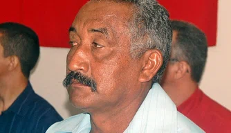 Ex-prefeito de Cocal de Telha, Zé Salú.