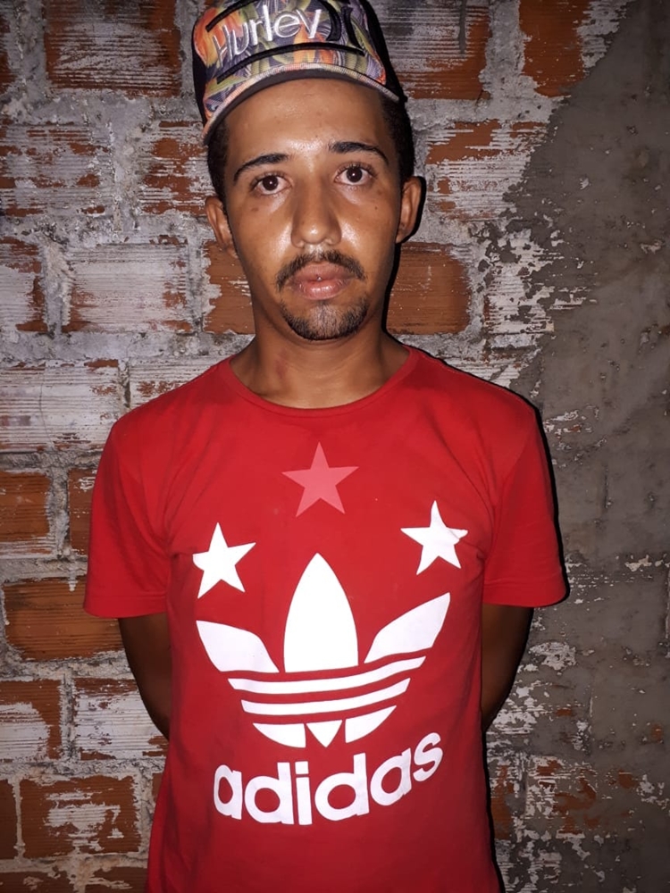 Josivan da Silva Pereira foi preso acusado de tráfico de drogas no bairro Parque Alvorada.