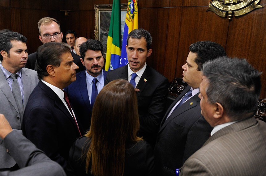 Juan Guaidó se reuniu com representantes do Senado Federal no último dia 28 de fevereiro.