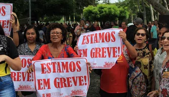 Greve Dos Professores Em Frente a Câmara Municipal