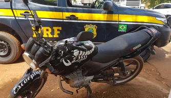 PRF apreende moto com cerca de R$ 16 mil em multas na cidade de Picos