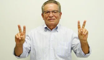 Zé Lima (PL), prefeito de Santa Luz.