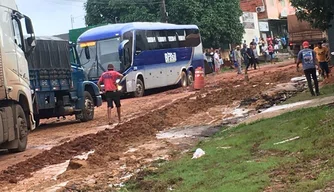 BR 135 em Monte Alegre do Piauí.