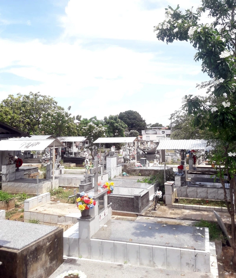 SAAD Sul realiza limpeza do cemitério Santa Cruz.