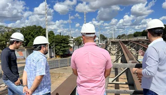 Obra do viaduto da avenida Barão de