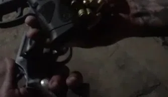 Criminosos exibem armas em vídeo no bairro Matinha.