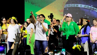 Primeira-dama Michele Bolsonaro visita Teresina