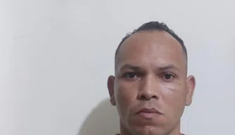 Pastor é preso por tráfico de drogas em Teresina.