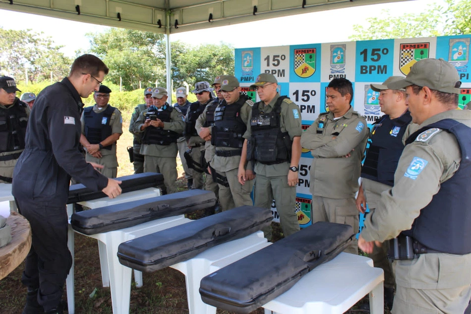 Policias do 15º BPM recebe treinamento de tiro em Campo Maior