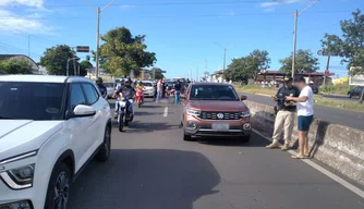 Acidente entre moto e carro deixa homem ferido na BR 316 em Teresina