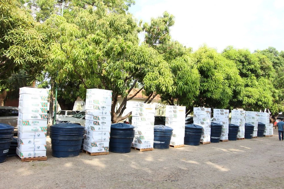 SAF entrega kits de irrigação e máquinas agrícolas