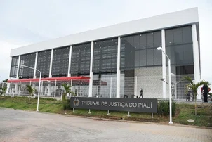 Tribunal de Justiça do Piauí concede Medalha do Mérito