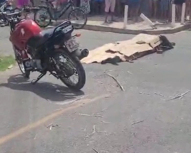 Colisão entre caminhão e moto deixa homem morto em Timon