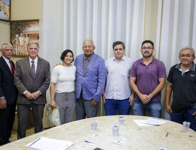A Prefeitura de Teresina realiza parceria com Sarah Menezes.