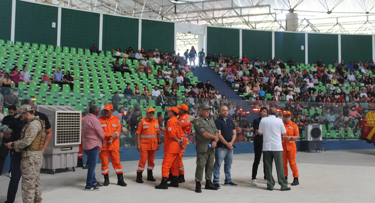 205 novos bombeiros militares reforçam o Corpo de Bombeiros do Piauí em seus 80 anos