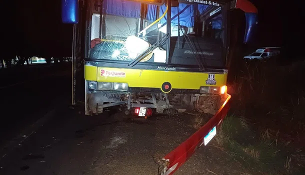 Acidente entre um ônibus e uma motocicleta deixa vítima fatal em Lagoinha no Piauí