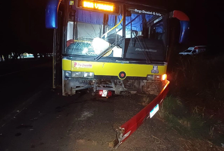 Acidente entre um ônibus e uma motocicleta deixa vítima fatal em Lagoinha no Piauí