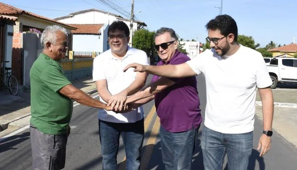 Rafael Fonteles inaugura pavimentação asfaltada em Cajueiro da Praia