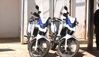 Polícia Militar entrega motocicletas para reforço do policiamento em Luzilândia