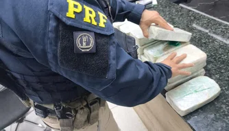 Polícia Rodoviária Federal apreende 20 kg de cocaína em Altos