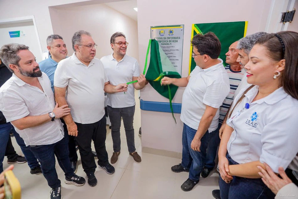 Governo inaugura reforma da enfermaria ortopédica no Hospital Dirceu Arcoverde em Parnaíba