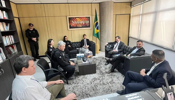 Reunião, na sede da Justiça Federal no Piauí