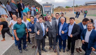 Rafael Fonteles em inauguração de estação de metrô