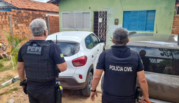 Polícia Civil do Piauí realizando a apreensão de veículos roubados em Teresina