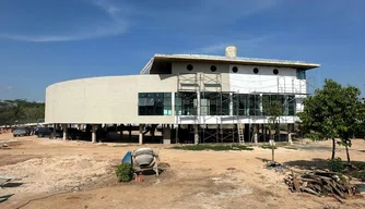 Obra do Parque Floresta Fóssil em Teresina