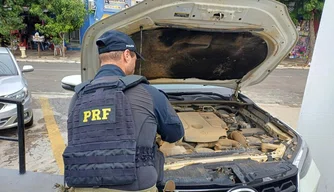 Carro apreendido no município de Floriano