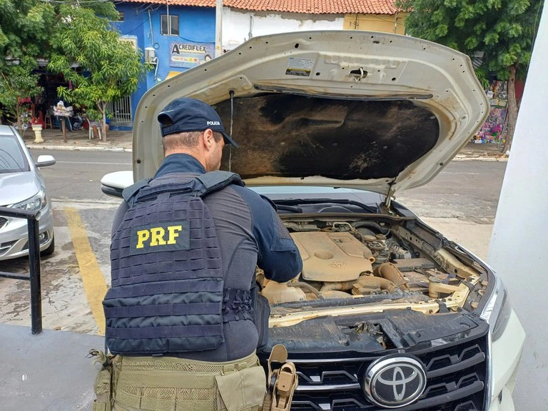 Carro apreendido no município de Floriano