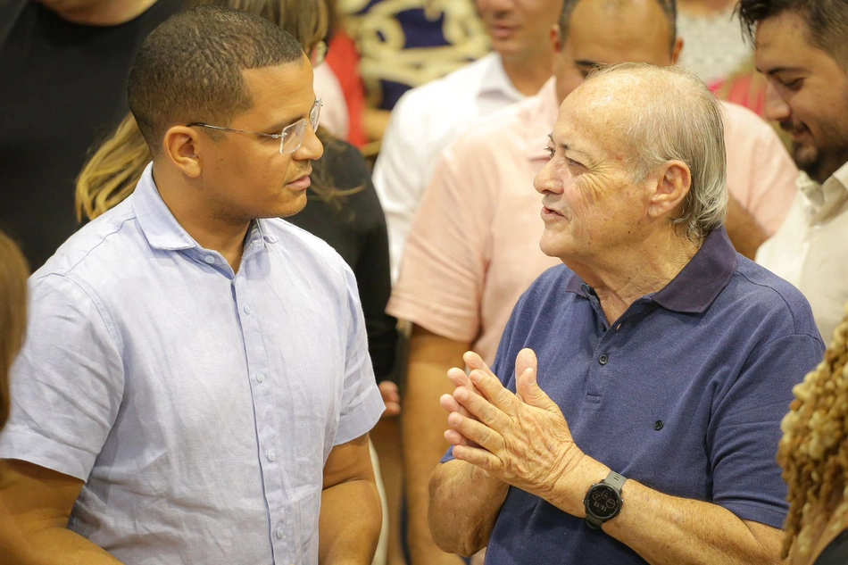 Prefeito Silvio Mendes e Ismael Silva