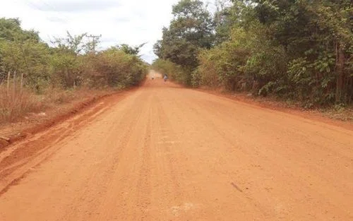 Estrada em José de Freitas