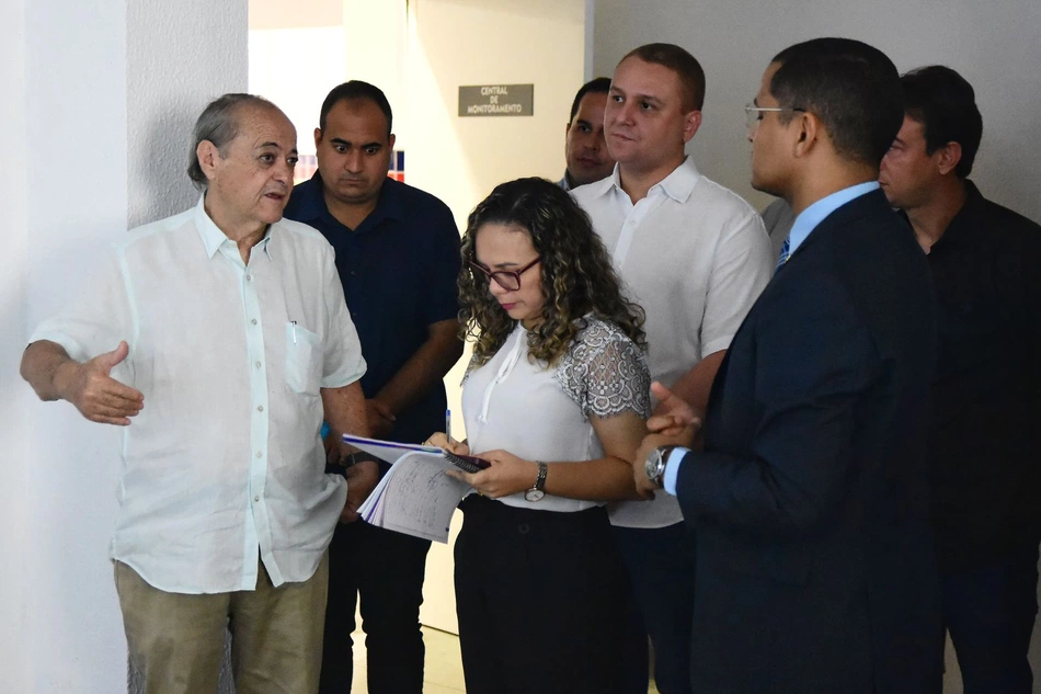 Visita técnica do prefeito de Teresina Silvio Mendes as secretarias