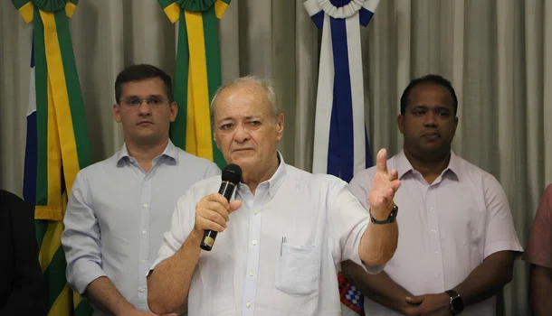 Prefeito Silvio Mendes