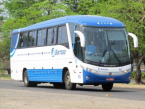 Ônibus da empresa barroso