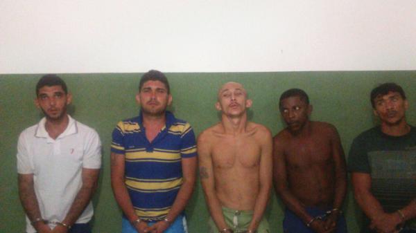 Cinco dos sete presos recapturados(Imagem:Reprodução)