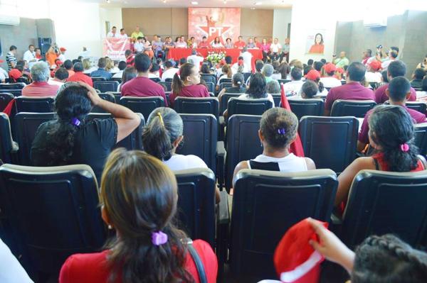 Comemoração dos 34 anos do Partido dos Trabalhadores, o Diretório Regional do partido no município de Piripiri(Imagem:Divulgação)