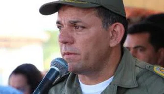 Coronel Carlos Augusto, comandante da Polícia Militar