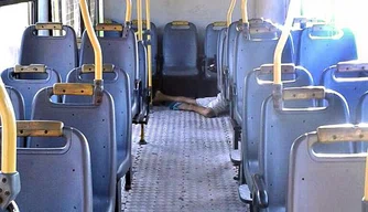 José Rodrigues morreu dentro de ônibus