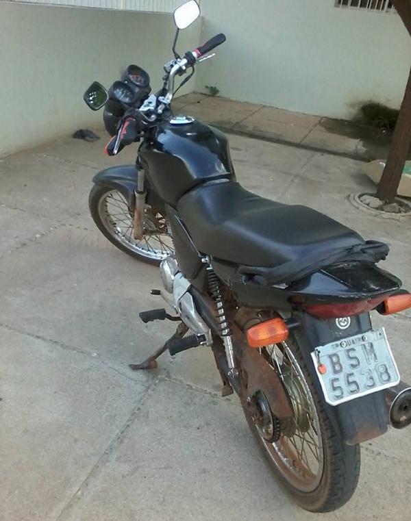 Polícia encontra moto abandonada em Valença(Imagem:Reprodução)