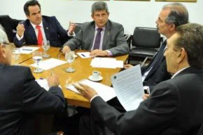 Zé Filho se reúne com Bancada Federal e ministros